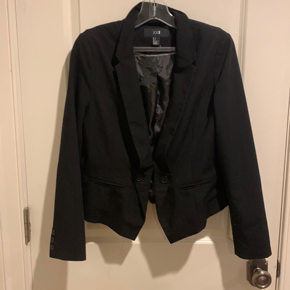 Forever 21 black blazer